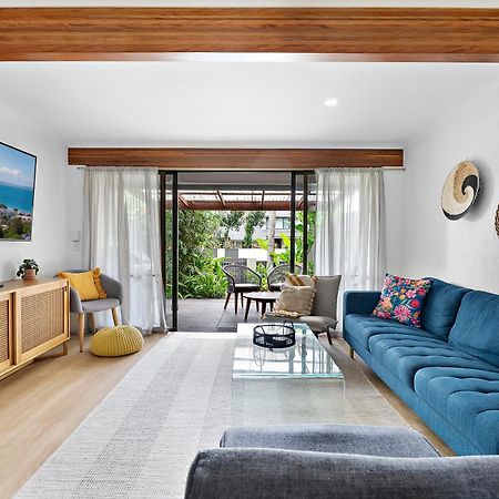 Stylish Townhouse, Private Courtyard Walk To Beach Noosaville Exterior photo